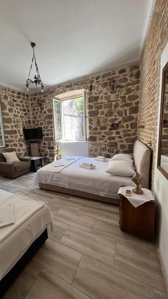 Royal House * Kotor